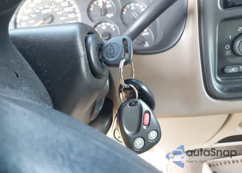 2005 Chevrolet Suburban 1500 Ls из США, поврежденный, VIN 1GNFK16Z65J137422